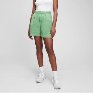 GAP High Rise Pleated Khaki Shorts with Washwell
